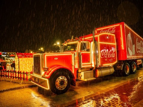 Коледният камион на Кока-Кола носи магията на празниците в Сливен на 5 декември