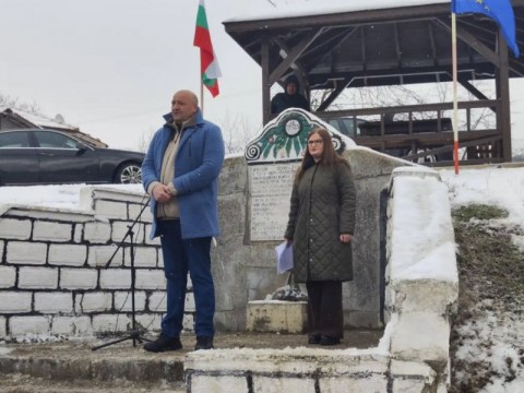 С възпоменателен митинг в Филаретово и Ябланово бе почетена паметта на жертвите на Възродителния процес