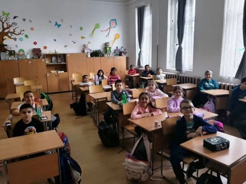 С приказки и вдъхновение отбелязаха Националната седмица на детската книга в Котел