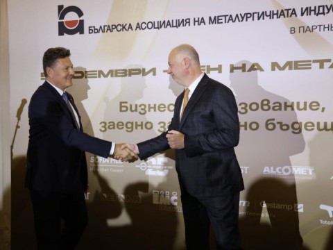 Премиерът Желязков: Троицата на диалога - работодатели, синдикати и правителство, може да работи само в своята пълнота