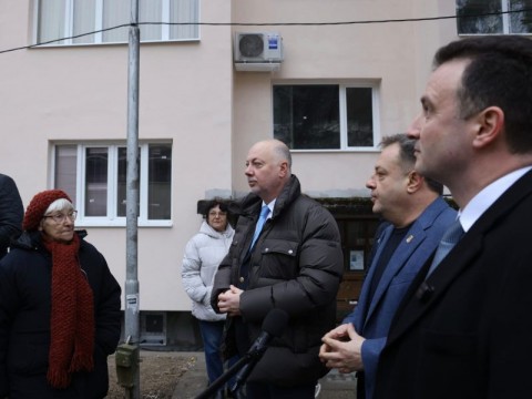 Желязков: Оставяме значителен ресурс във фонда и в ББР за саниране на жилищата на българските граждани